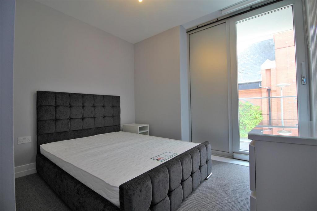 Apartment in Leicester - View 5