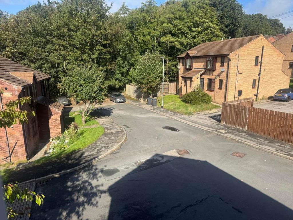 Apartment in W Yorksire - View 2
