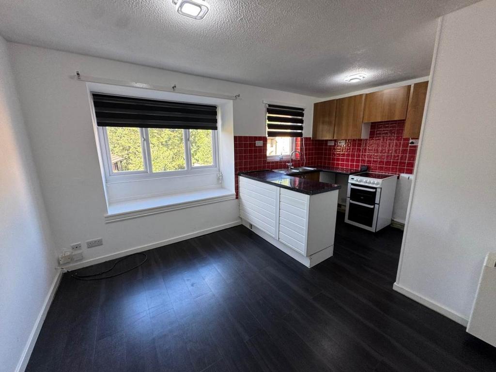 Apartment in W Yorksire - More