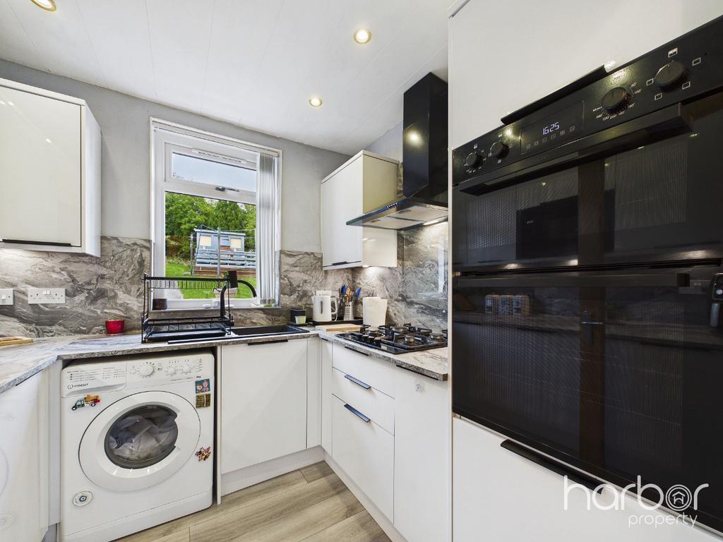 Apartment in Glasgow - View 3