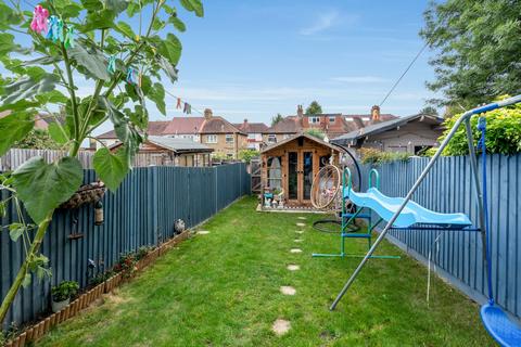 2 bedroom terraced house for sale, Malden Road, Cheam, SM3