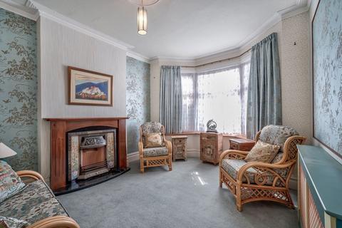 3 bedroom end of terrace house for sale, Wellesley Road, Harrow