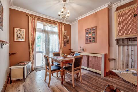 3 bedroom end of terrace house for sale, Wellesley Road, Harrow