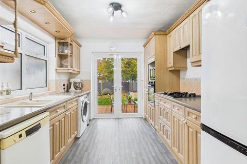4 bedroom end of terrace house for sale, Elmgrove Road, Harrow
