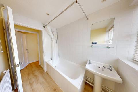 2 bedroom end of terrace house to rent, 25 Goat Street, Haverfordwest. SA61 1PX