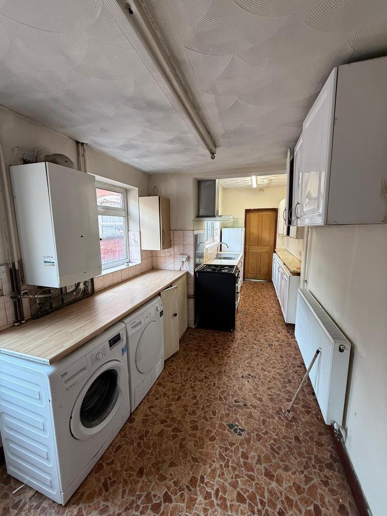 House in Leicester - View 5