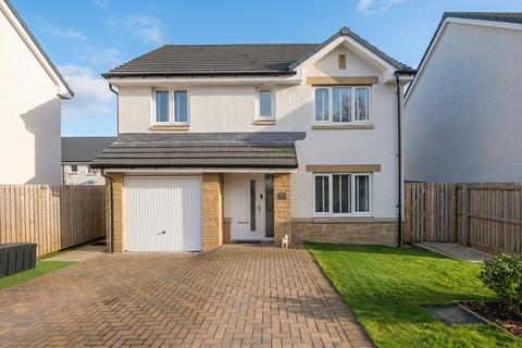 4 bedroom detached house for sale, Duchlage Court, Crieff PH7