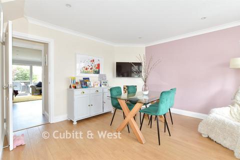 3 bedroom semi-detached house for sale, Gordon Road, Haywards Heath RH16