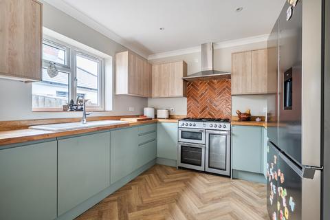4 bedroom detached house for sale, Winehouse Lane, Capel-le-Ferne, Folkestone, Kent, CT18