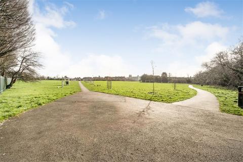 1 bedroom apartment to rent, Greatfields Drive, Uxbridge UB8