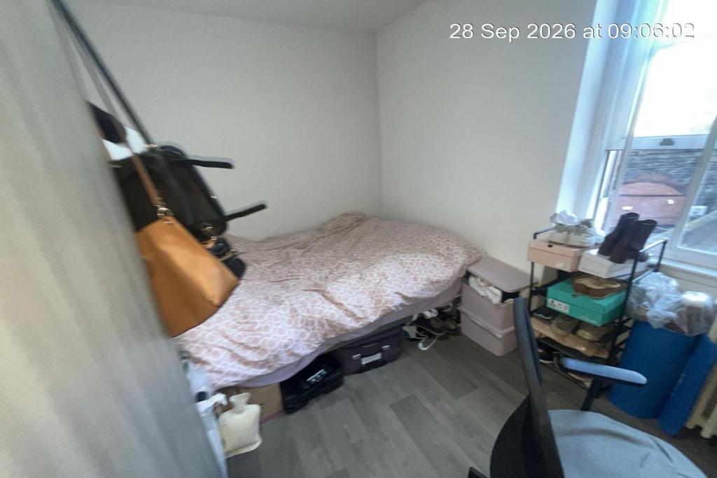 Apartment in Glasgow - View 3