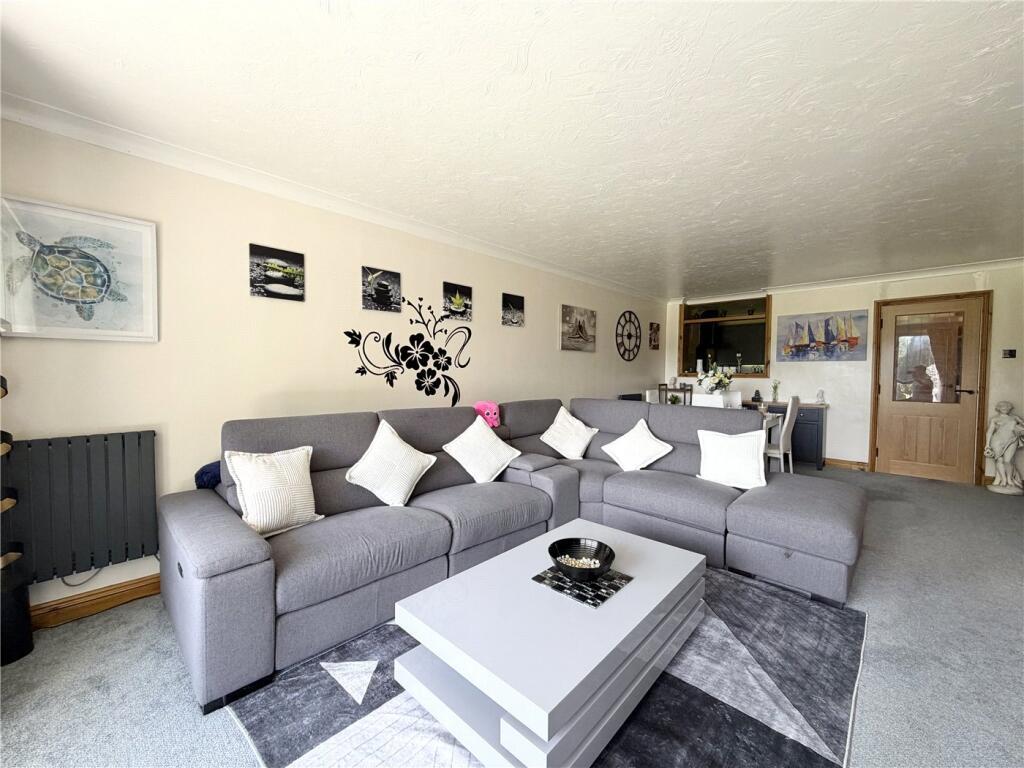 Apartment in Bournemouth - View 2