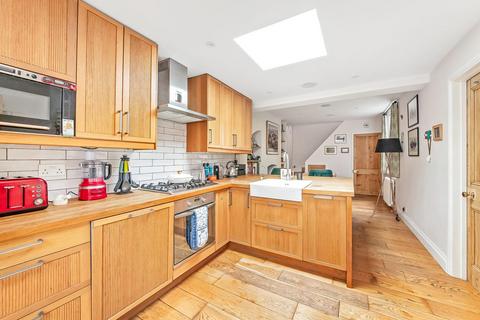 2 bedroom cottage for sale, Victor Road, Penge, London, SE20