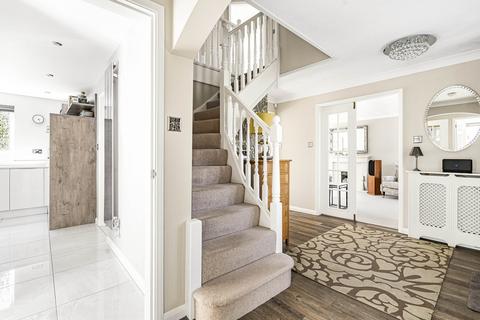 4 bedroom detached house for sale, Primrose Drive, Bicester, OX26