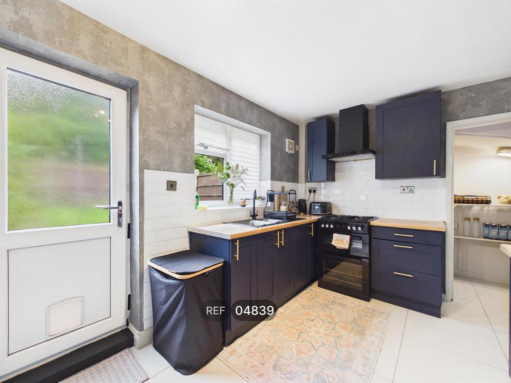 House in Nottingham - View 5
