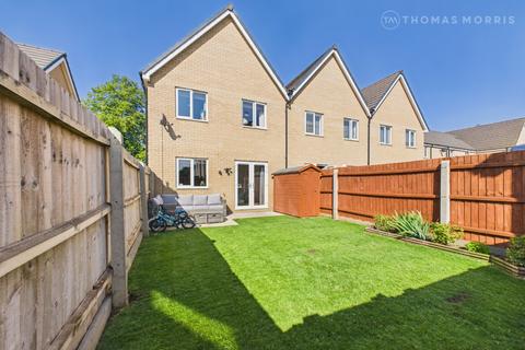 3 bedroom end of terrace house for sale, Railyard Walk, Huntingdon PE26