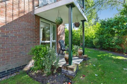 2 bedroom retirement property for sale, Ringwood Road, Ferndown