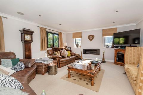 3 bedroom detached bungalow for sale, Ringland Road, Norwich NR8
