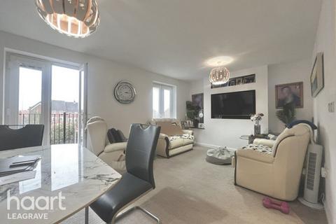 3 bedroom townhouse for sale, Limestone Grove, DUNSTABLE