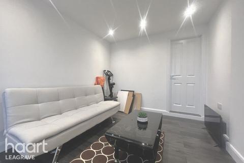 3 bedroom townhouse for sale, Limestone Grove, DUNSTABLE
