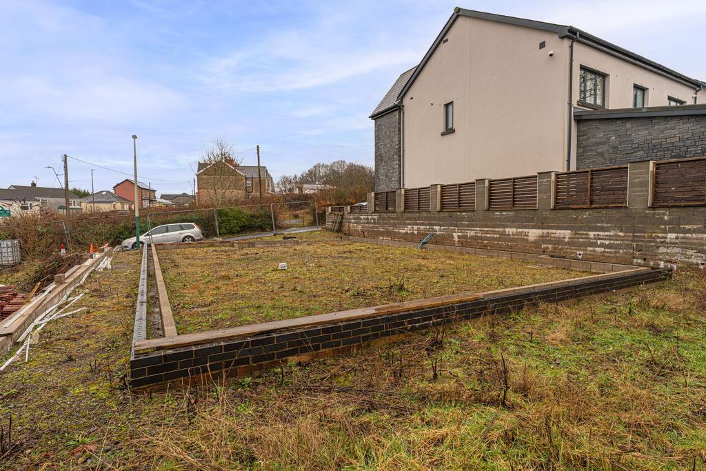 White Hart Lane, Pontllanfrith, NP12 - View 5