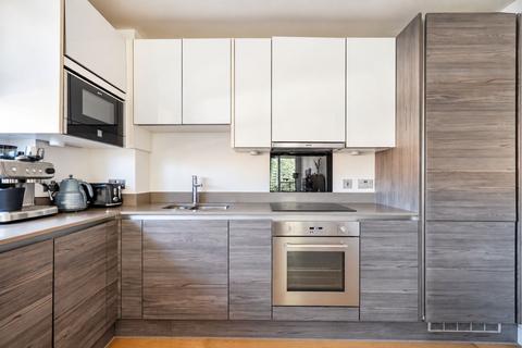 1 bedroom flat for sale, Plough Way, London, SE16