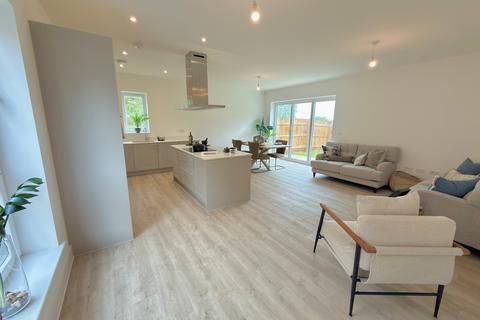 undefined, Swindon Road, Highworth, Swindon