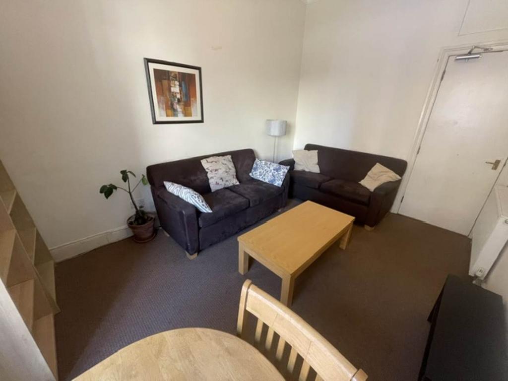 Apartment in Edinburgh, Greenhill, Bruntsfield - View 4