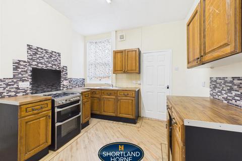 2 bedroom terraced house to rent, Silverton Road, Coventry CV6