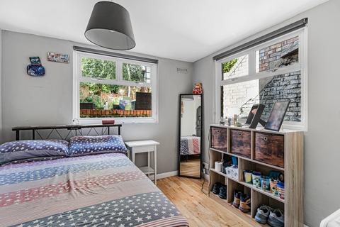 1 bedroom apartment for sale, Stockwell Road, London, SW9