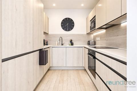 3 bedroom end of terrace house for sale, Fry Lane, Edgware, HA8