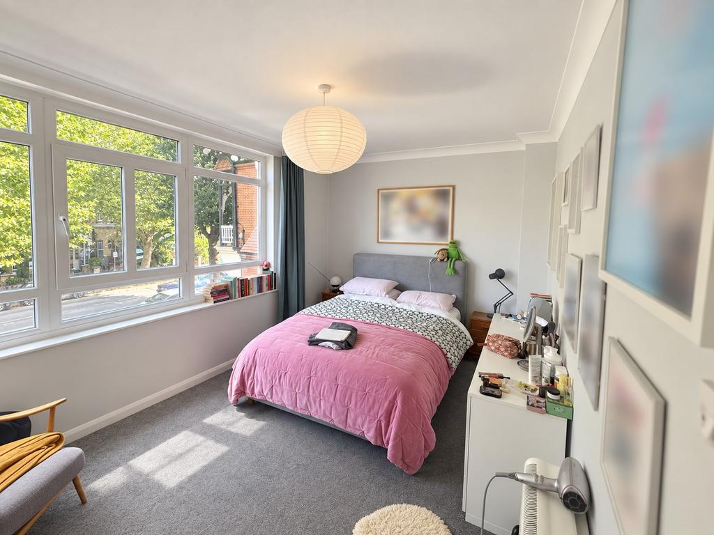 Apartment in Hove - More