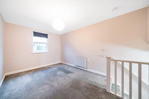 1 bedroom flat to rent, Backwater Place, Kingston Upon Thames, KT1