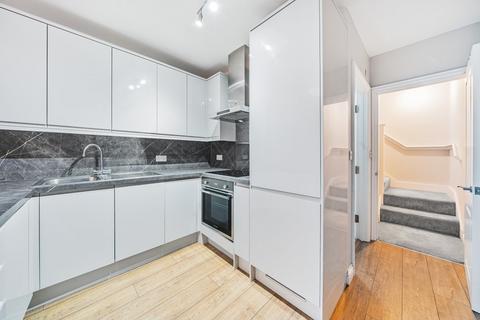 1 bedroom flat to rent, Backwater Place, Kingston Upon Thames, KT1