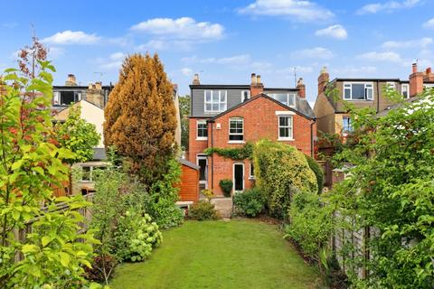 4 bedroom semi-detached house to rent, Southfield Road, East Oxford