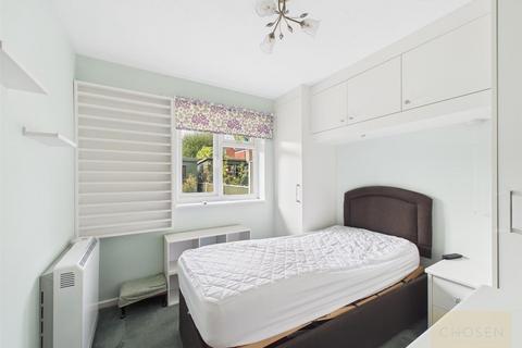 2 bedroom bungalow for sale, Marleyfield Close, Churchdown, Gloucester