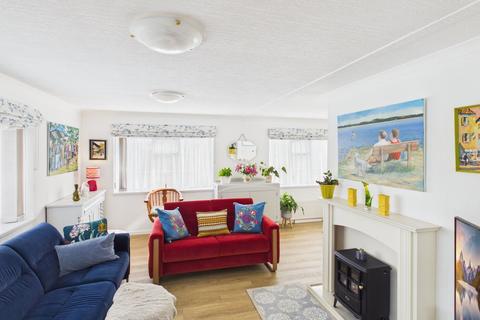 2 bedroom retirement property for sale, Redhill Park, Thetford IP25