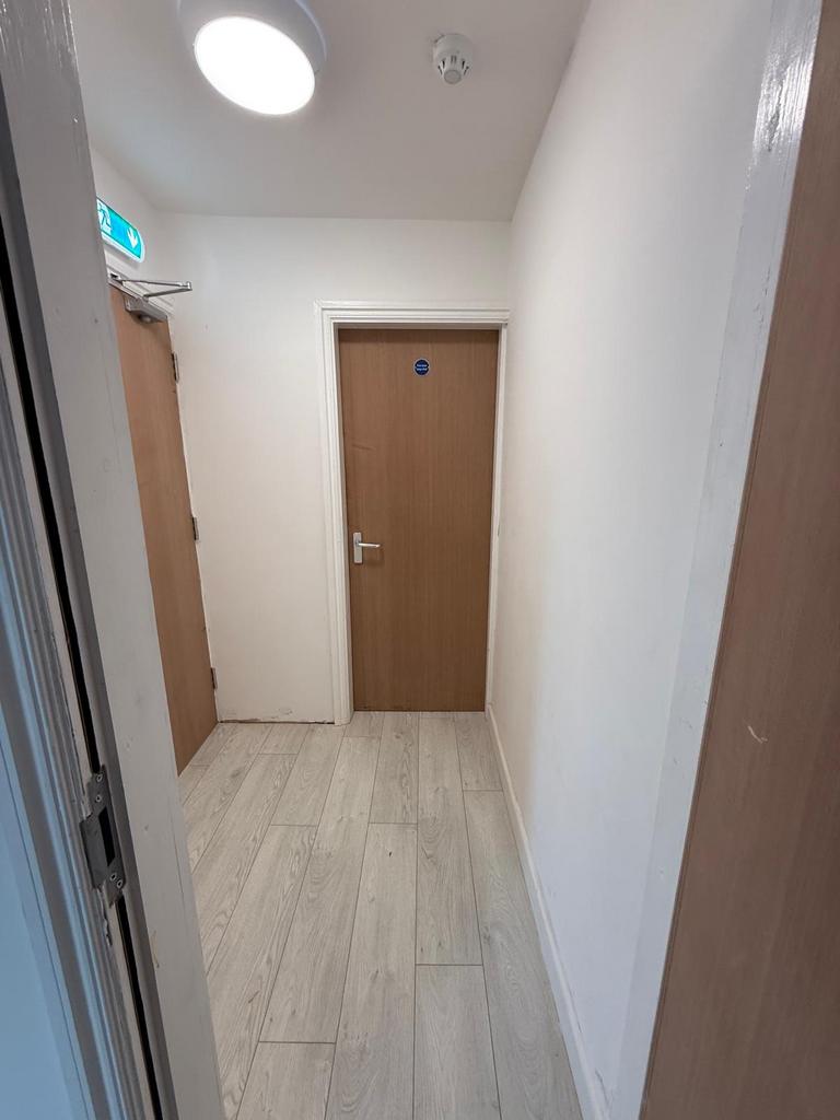 Apartment in Leicester - View 5