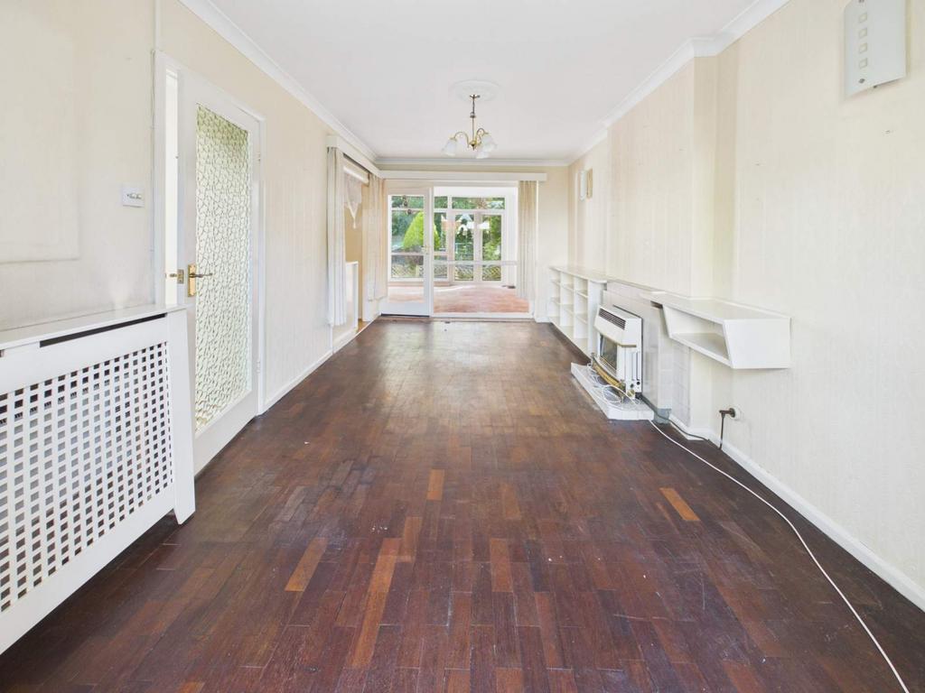 House in Heath - View 5