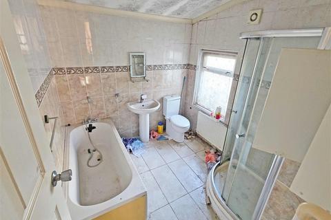 2 bedroom terraced house for sale, Princess Street, ABERTILLERY