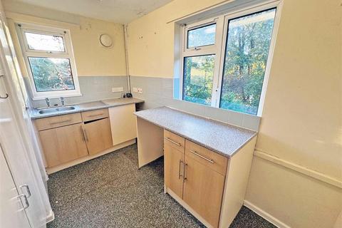 1 bedroom flat for sale, Broadwater Close, Wraysbury, STAINES-UPON-THAMES