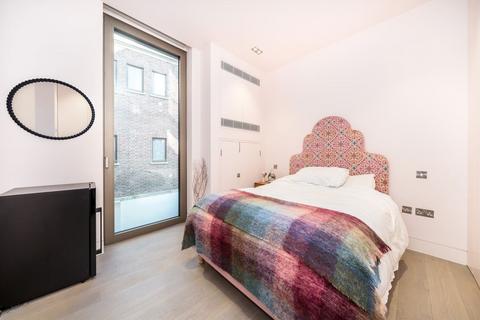 2 bedroom flat for sale, Warwick Court, London WC1R