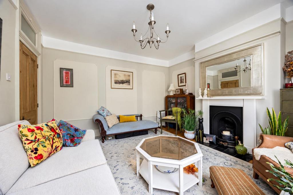 Apartment in Brighton - View 4