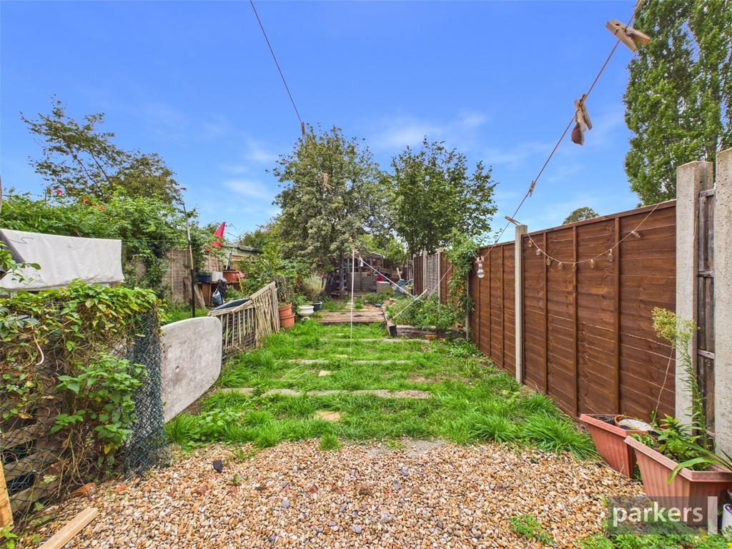 Apartment in Reading - More