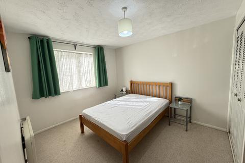 1 bedroom flat to rent, Elmore Close, Wembley HA0