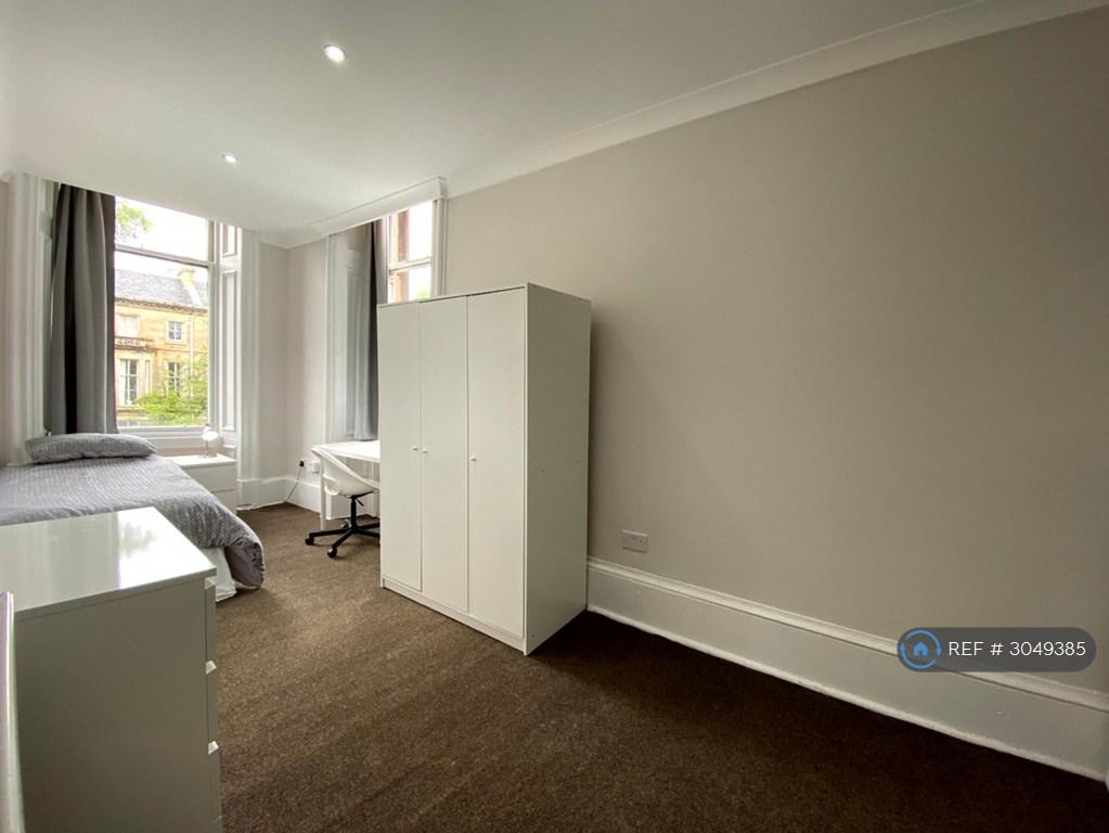 Apartment in Glasgow - View 5