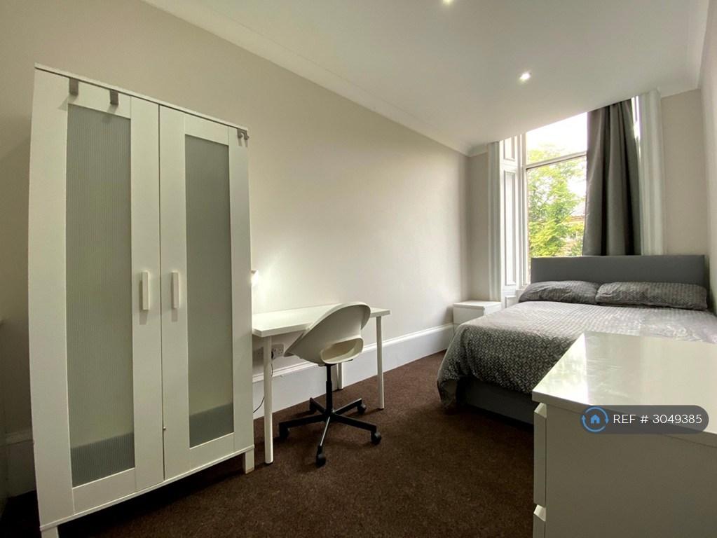Apartment in Glasgow - More