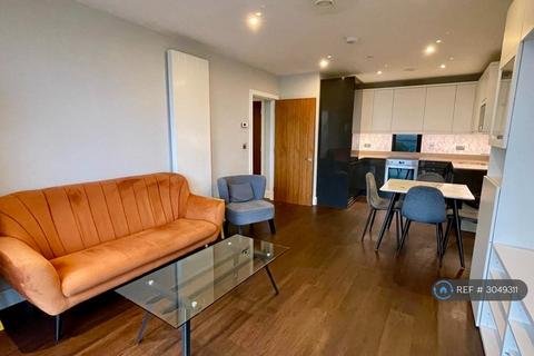 2 bedroom flat to rent, Merrick Road, Southall, UB2