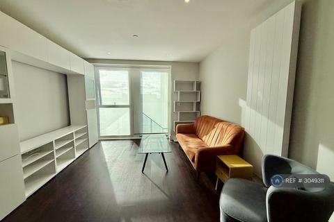 2 bedroom flat to rent, Merrick Road, Southall, UB2