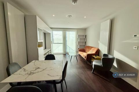 2 bedroom flat to rent, Merrick Road, Southall, UB2